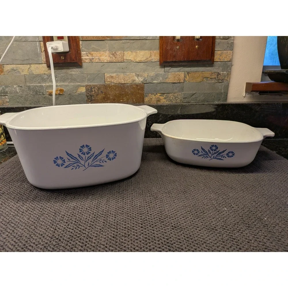 Vintage Corning Ware Blue Cornflower Casserole Set 2 Square Dishes